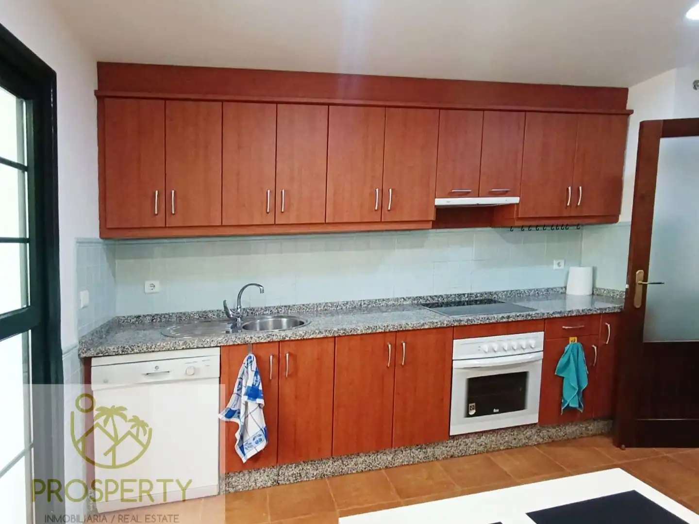 Wohnung zum Verkauf in Calle Casa de Santa Margarita, 7, Isla Canela Küche von Wohnung zum Verkauf in Ayamonte mit Heizung, Privatgarten und Parkett