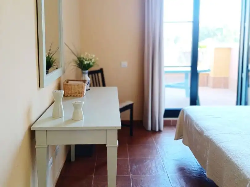 Wohnung zum Verkauf in Calle Casa de Santa Margarita, 7, Isla Canela Schlafzimmer von Wohnung zum Verkauf in Ayamonte mit Heizung, Privatgarten und Parkett