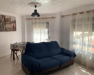 Living room of Flat to rent in Torrent  with Heating, Terrace and Furnished