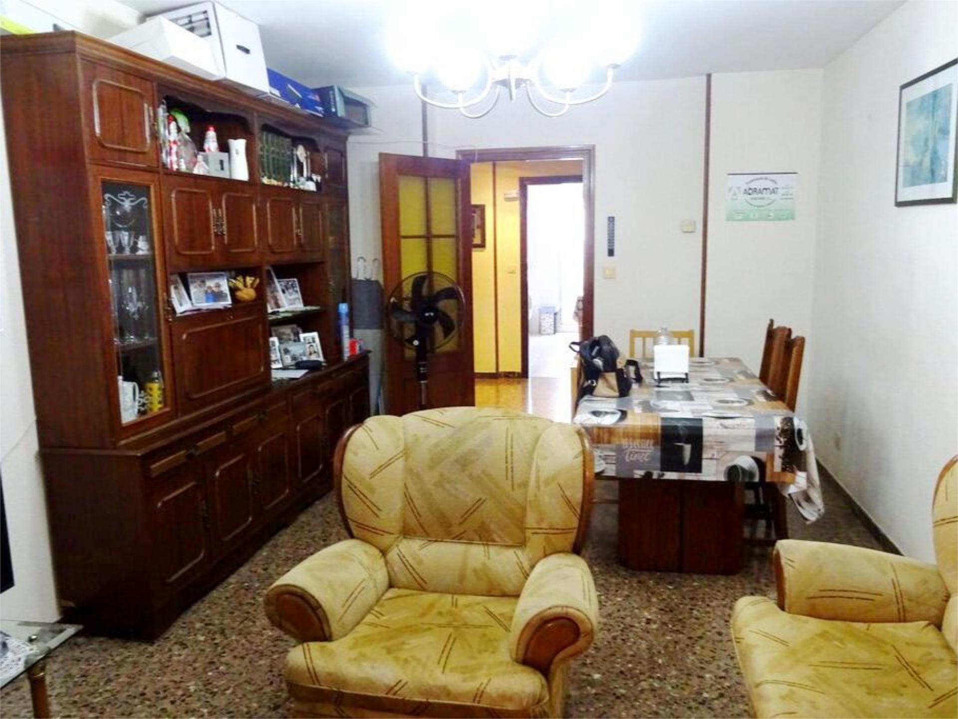 Living room of Flat for sale in  Zaragoza Capital  with Heating, Terrace and Storage room