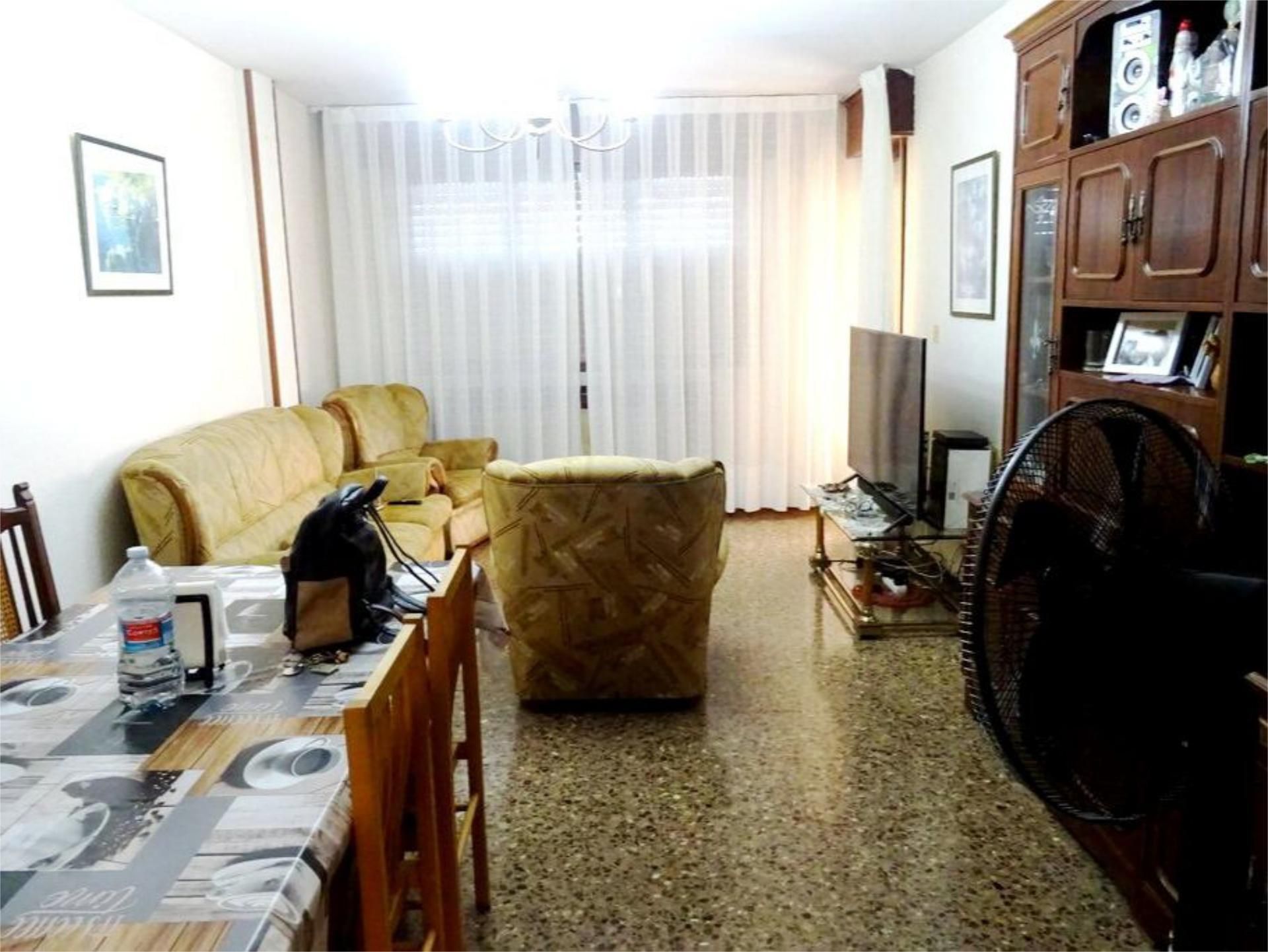 Sala d'estar de Pis en venda en  Zaragoza Capital amb Calefacció, Terrassa i Traster