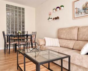 Living room of Flat to rent in Badajoz Capital  with Air Conditioner, Heating and Parquet flooring