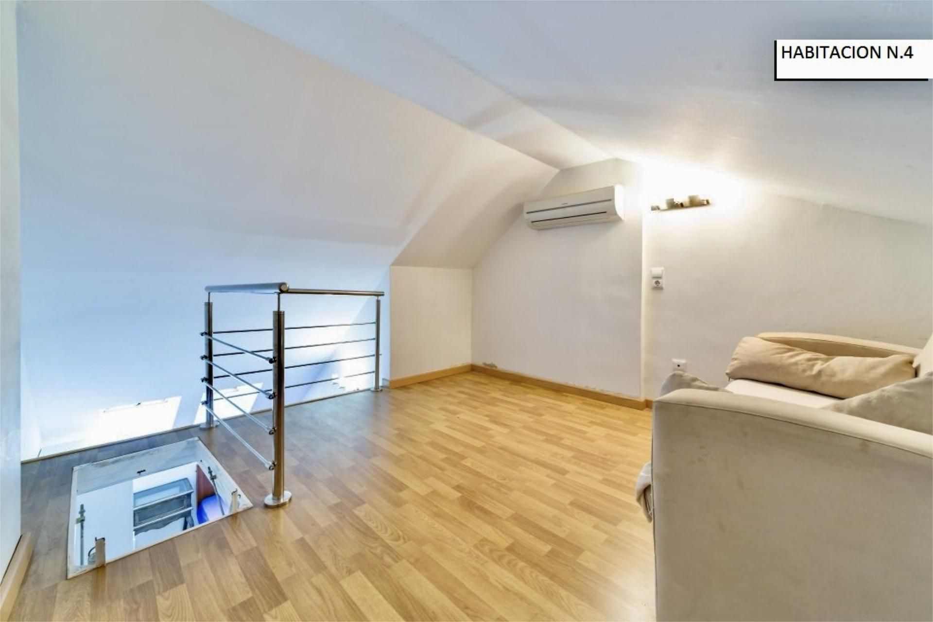 Dúplex per a compartir en  Valencia Capital amb Aire condicionat, Calefacció i Terrassa