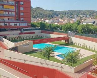 Piscina de Pis en venda en Sant Andreu de la Barca amb Calefacció, Terrassa i Piscina