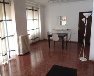 Pis de lloguer en  Albacete Capital amb Calefacció, Jardí privat i Moblat