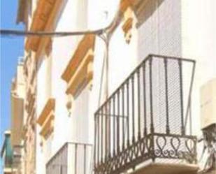 Garage to rent in Illora