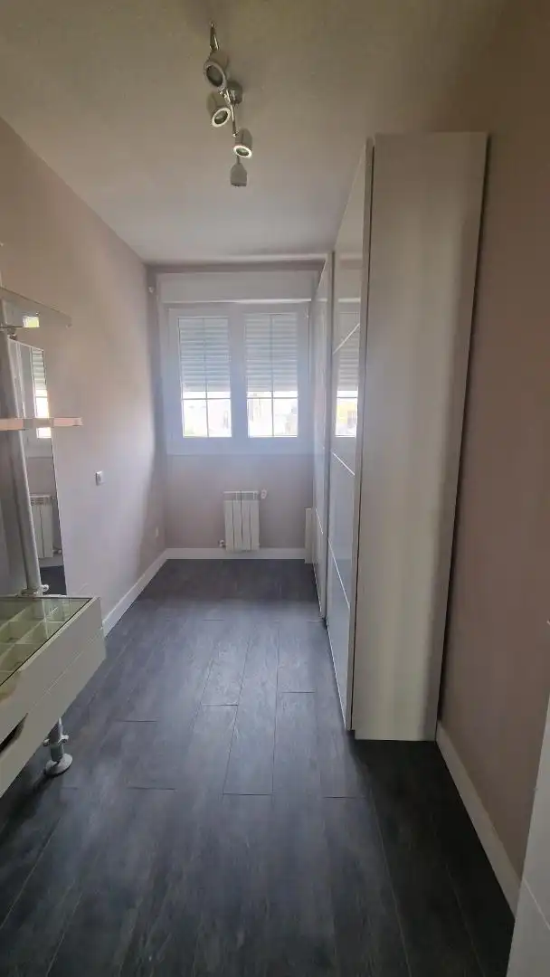 Piso de alquiler en Valdecarros Habitación de Piso de alquiler en Madrid con Aire acondicionado, Calefacción y Trastero