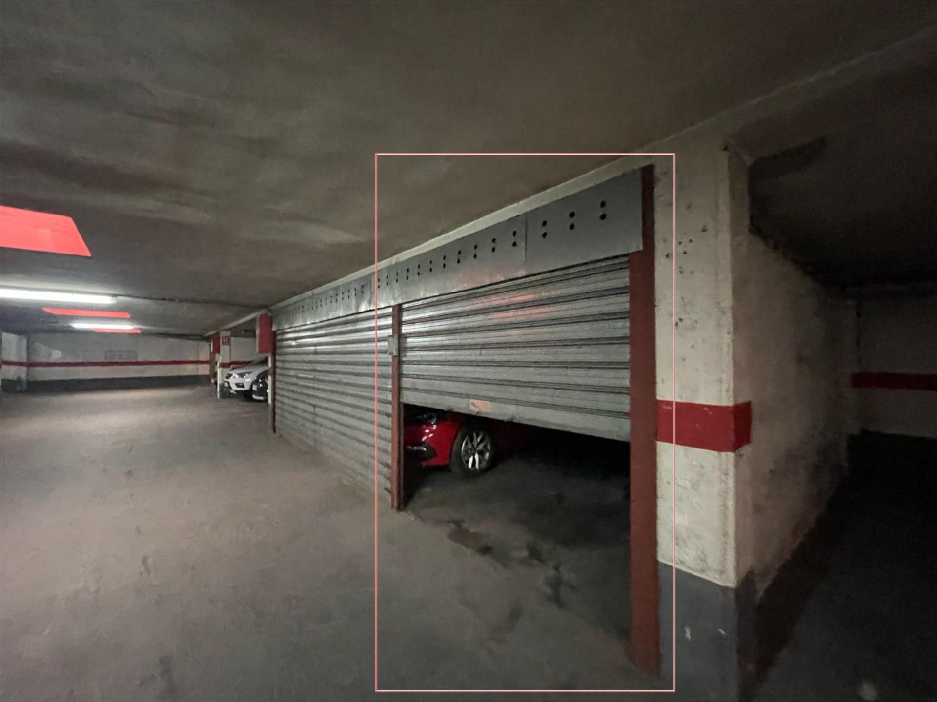 Aparcament de Garatge en venda en  Valencia Capital
