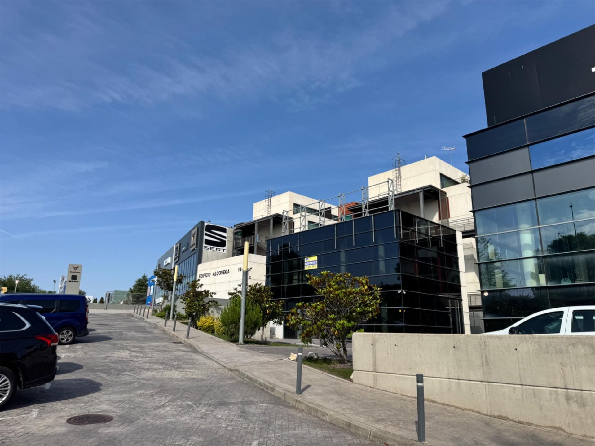 Vista exterior de Pis en venda en Alcobendas amb Aire condicionat, Calefacció i Parquet