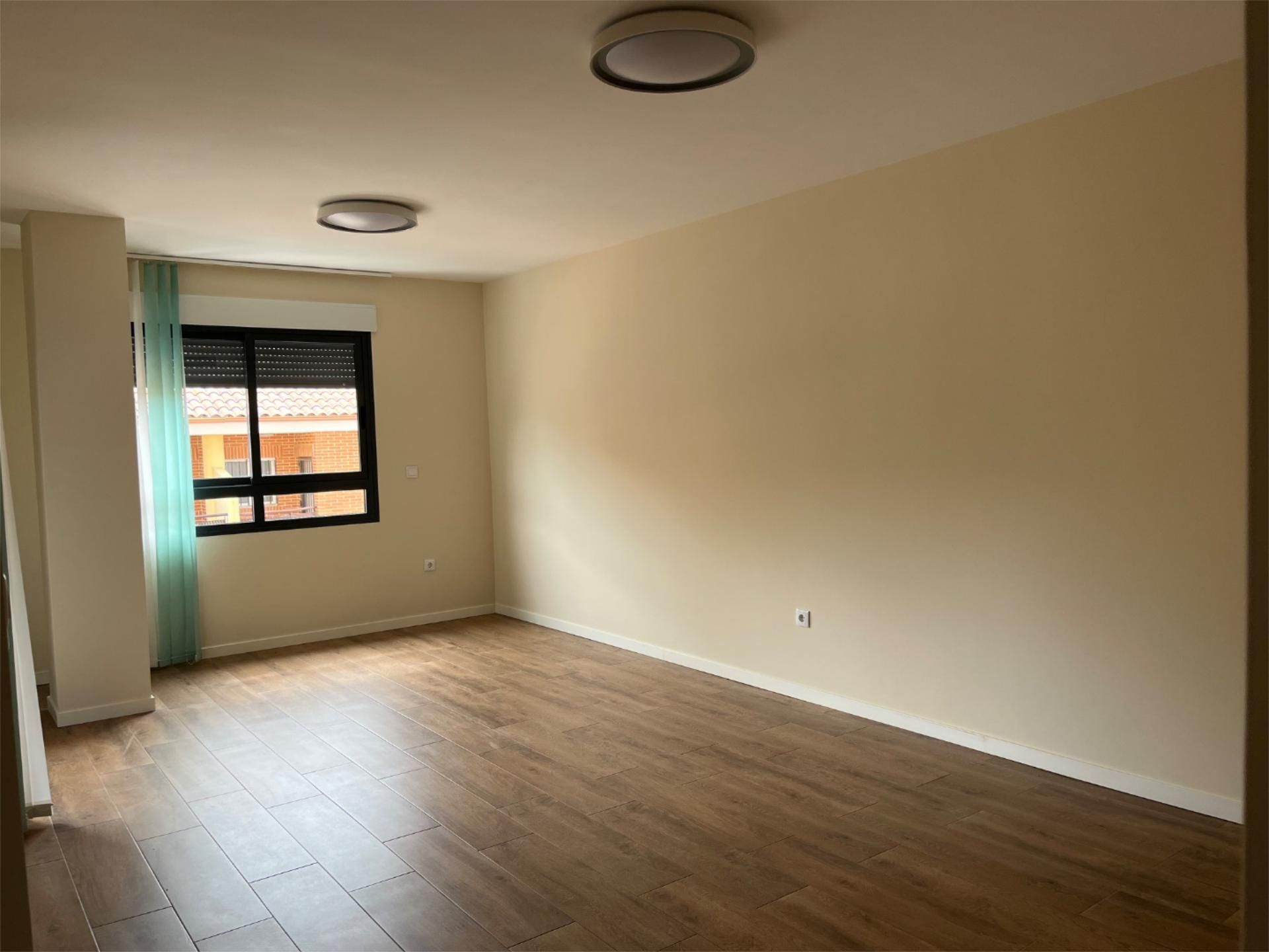 Flat to rent in Calle Pico del Águila, 2, Santo Angel