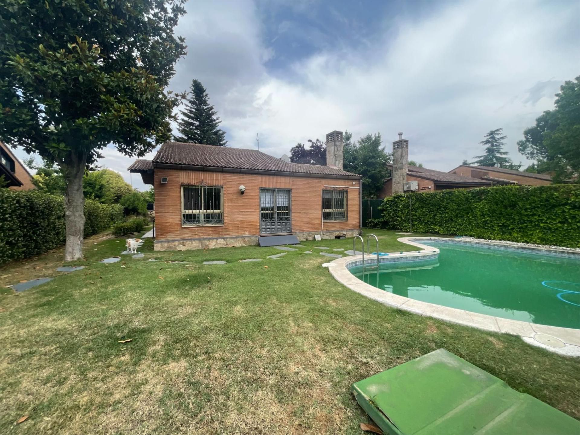 Jardí de Casa o xalet en venda en Rivas-Vaciamadrid amb Aire condicionat, Calefacció i Jardí privat