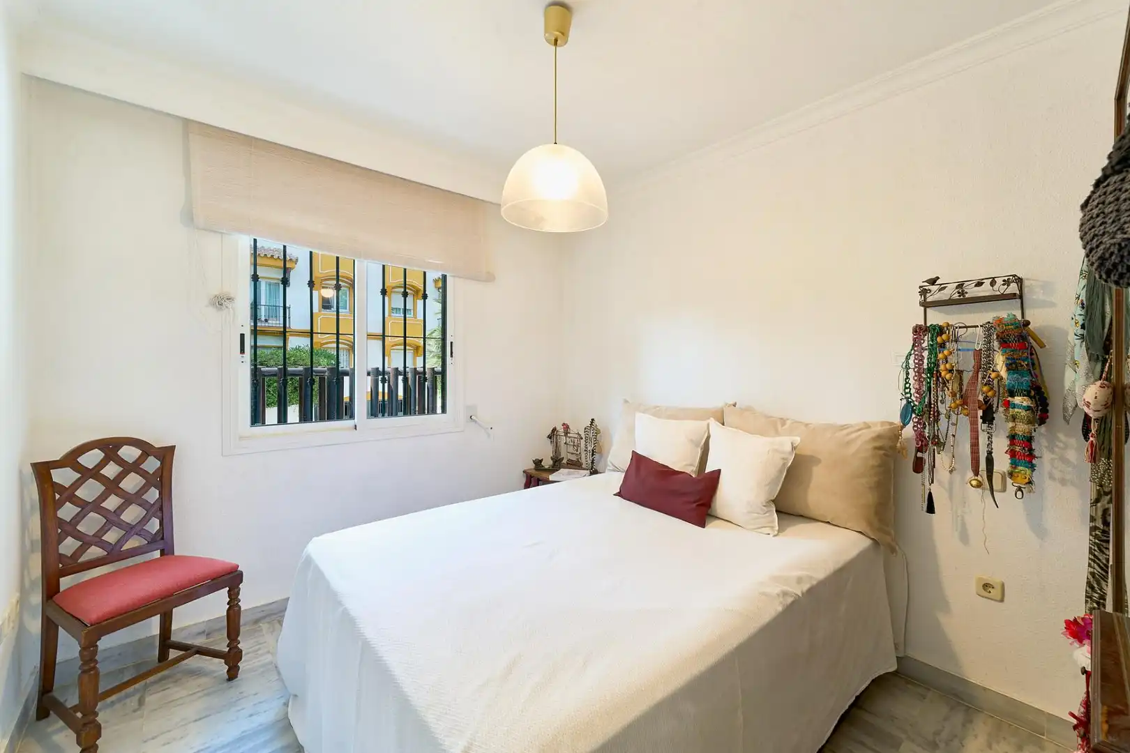 Bedroom of Flat for sale in Marbella  with Terrace and Swimming Pool