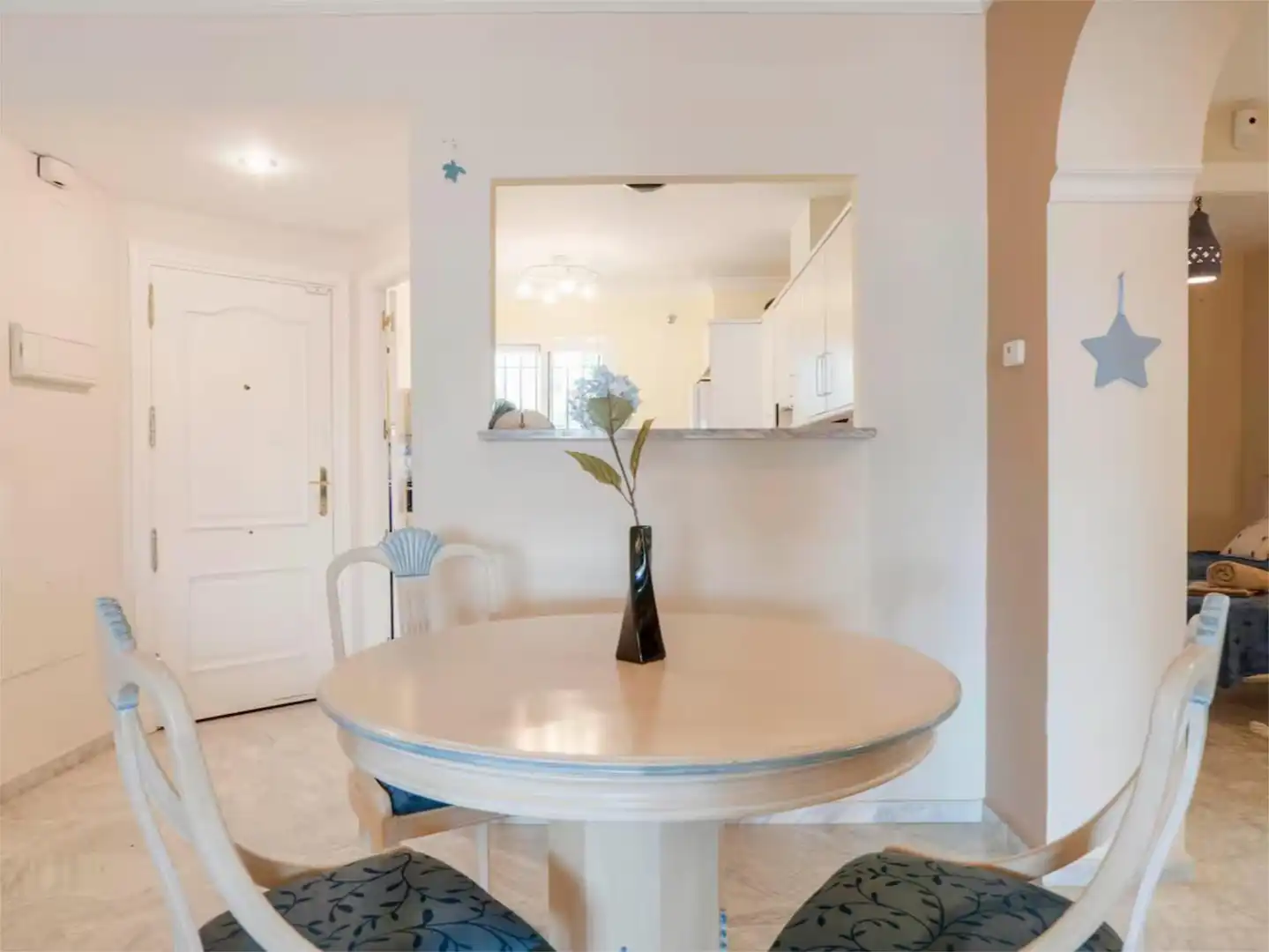 Flat for rent in Avenida Suiza, 15, Mijas Golf Dining room of Flat for rent in Mijas with Air Conditioner, Heating and Private garden