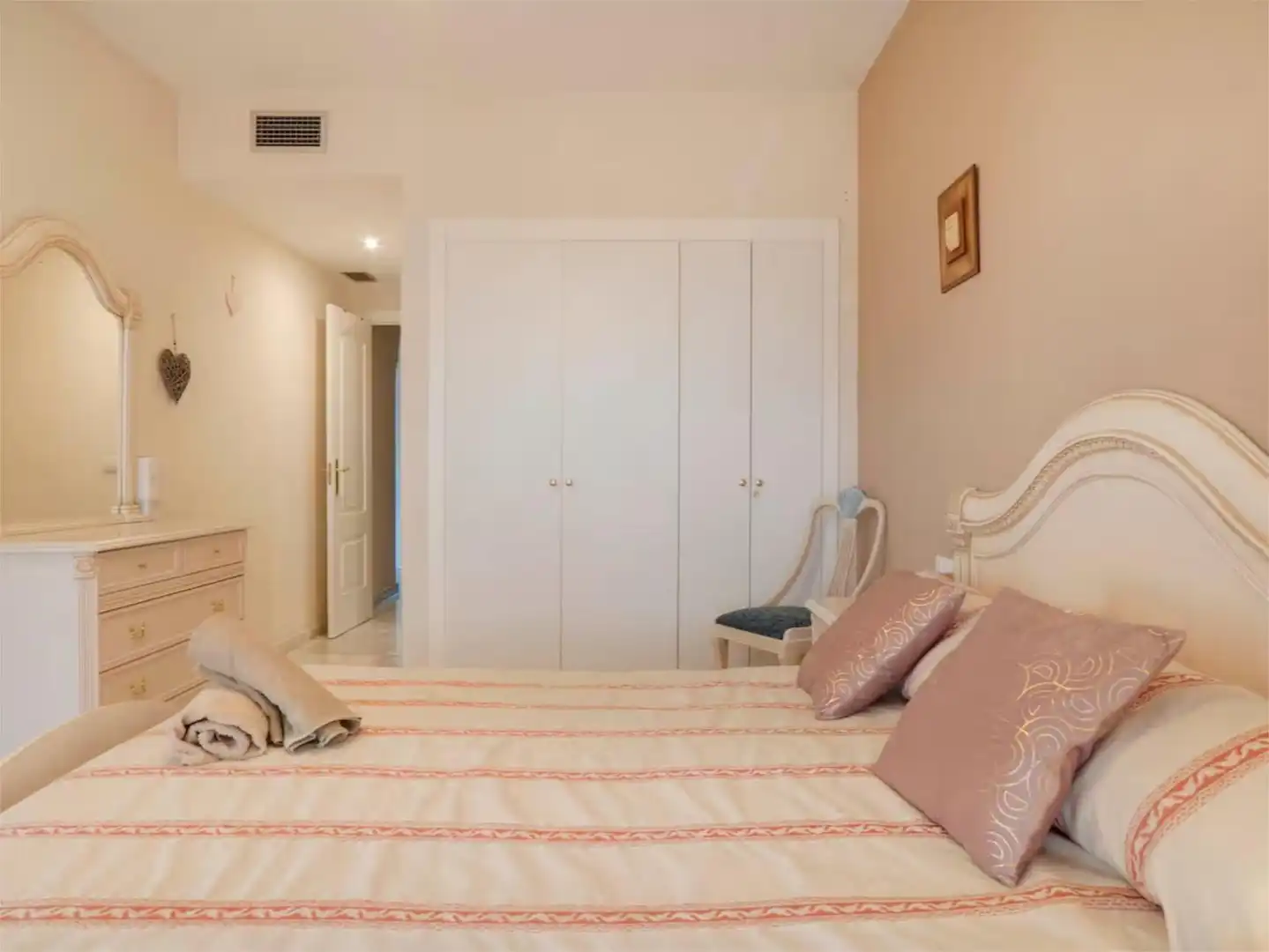 Flat for rent in Avenida Suiza, 15, Mijas Golf Bedroom of Flat for rent in Mijas with Air Conditioner, Heating and Private garden