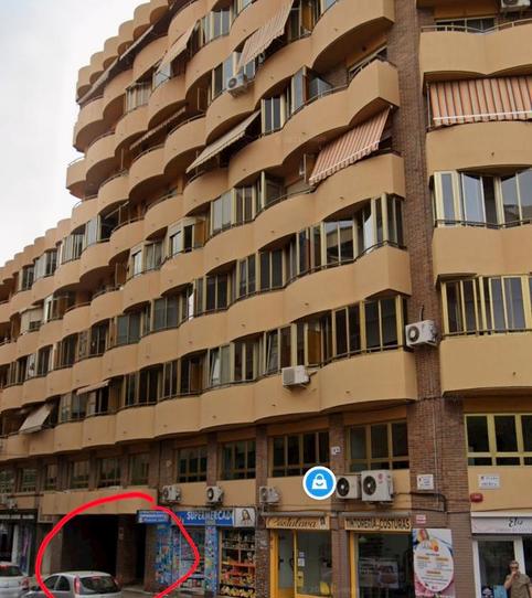 Foto 2 de Garaje en venta en Calle Jaime Segarra, 2, Campoamor, Alicante