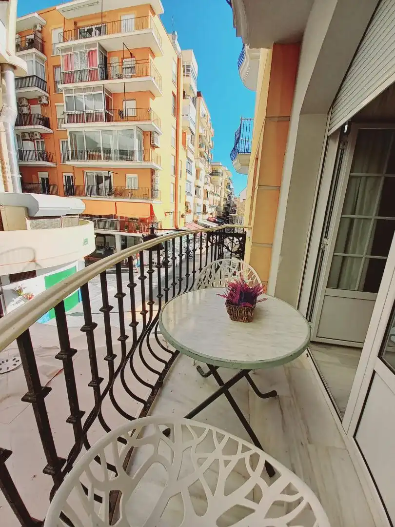 Flat for rent in Calle Oviedo, 29, Puerto Deportivo Balcony of Flat for rent in Fuengirola with Air Conditioner, Heating and Terrace