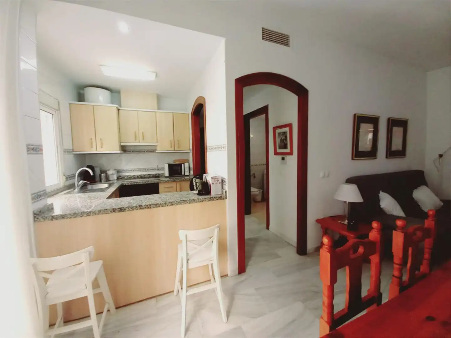 Flat for rent in Calle Oviedo, 29, Puerto Deportivo Kitchen of Flat for rent in Fuengirola with Air Conditioner, Heating and Terrace