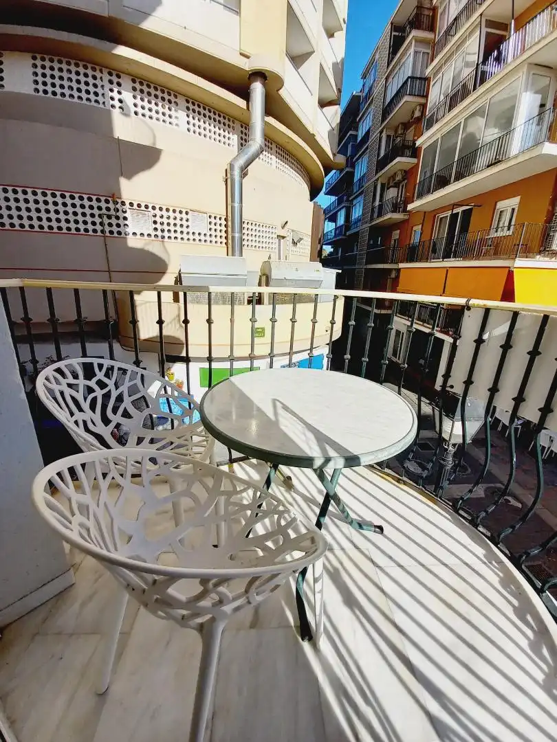 Flat for rent in Calle Oviedo, 29, Puerto Deportivo Balcony of Flat for rent in Fuengirola with Air Conditioner, Heating and Terrace