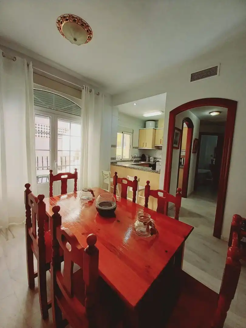 Flat for rent in Calle Oviedo, 29, Puerto Deportivo Dining room of Flat for rent in Fuengirola with Air Conditioner, Heating and Terrace