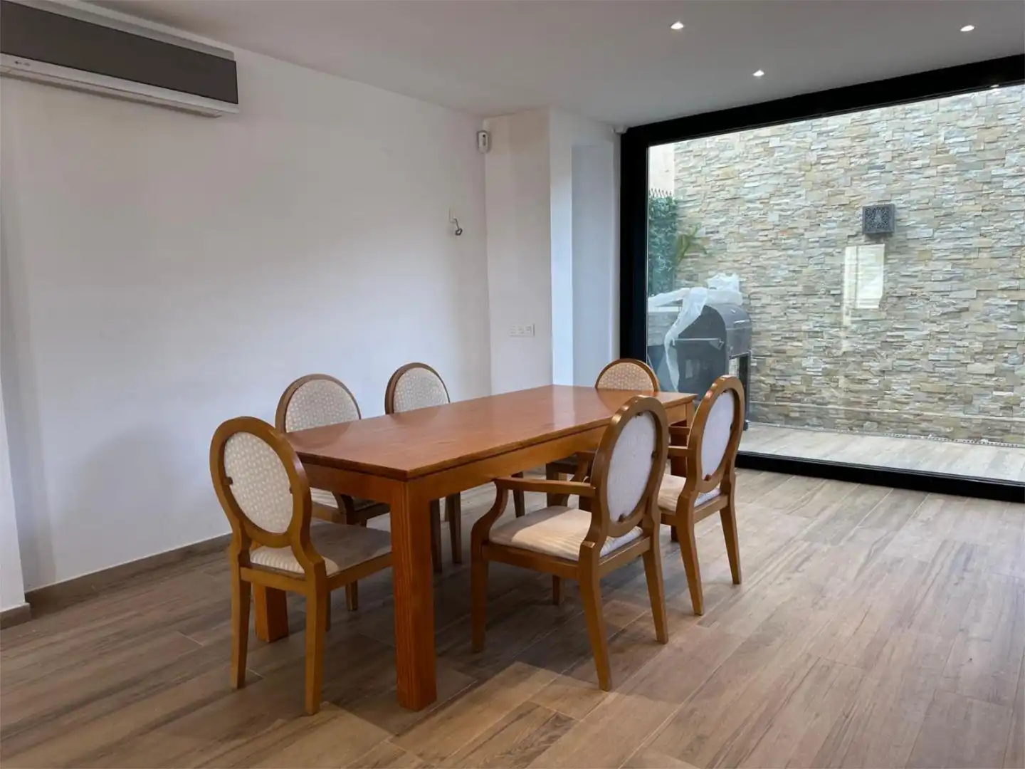 Casa adosada en venta en Carrer de Ramon Llull, 29, Vilafranca de Bonany Comedor de Casa adosada en venta en Vilafranca de Bonany con Aire acondicionado, Terraza y Balcón
