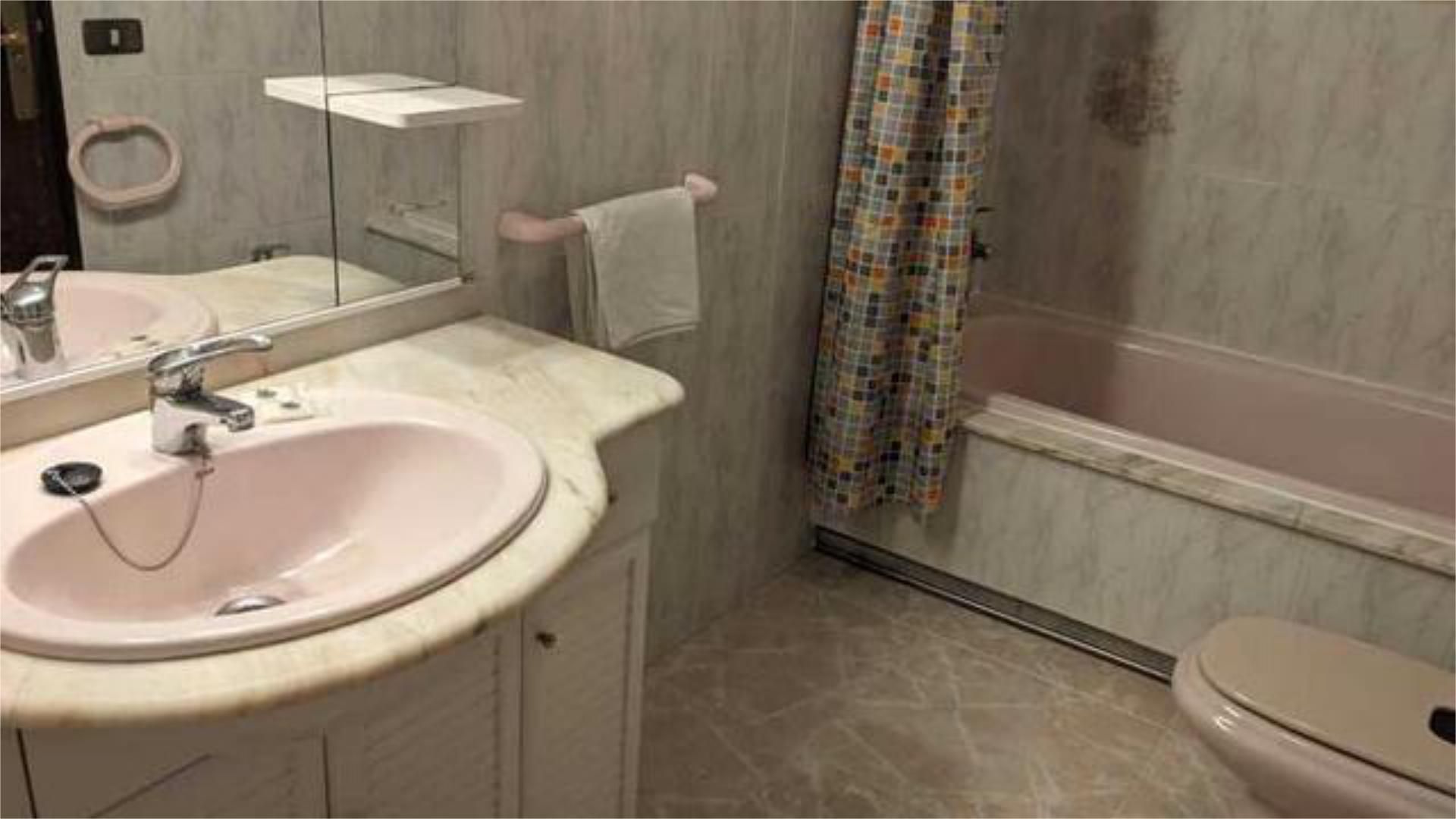 Flat to rent in Noia