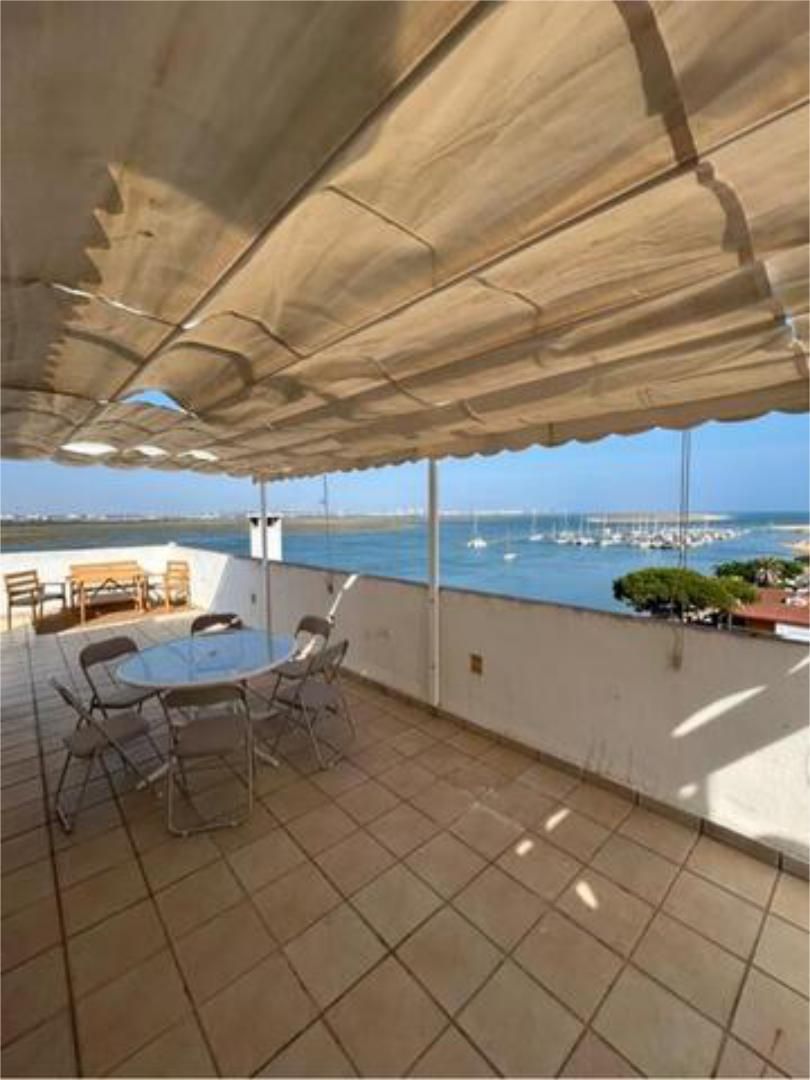 Attic to rent in Punta Umbría