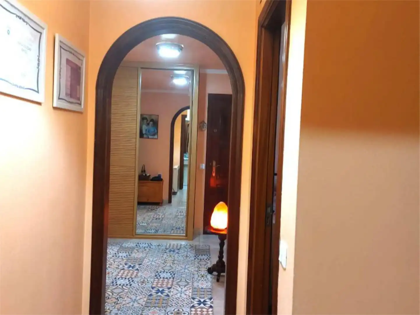 Piso en venta en Avenida Rosalía de Castro, 185, O Carril Piso en venta en Vilagarcía de Arousa con Calefacción, Parquet y Trastero