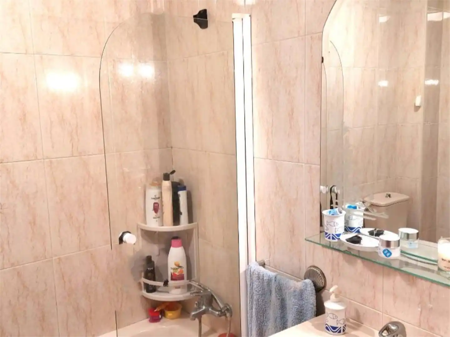 Piso en venta en Avenida Rosalía de Castro, 185, O Carril Baño de Piso en venta en Vilagarcía de Arousa con Calefacción, Parquet y Trastero