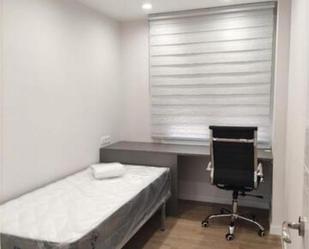 Bedroom of Flat to rent in  Zaragoza Capital  with Heating, Terrace and Furnished