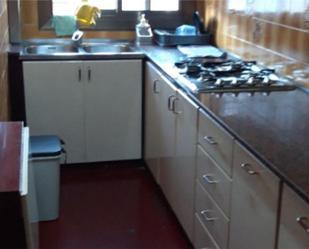 Cuina de Pis de lloguer en Gavà amb Moblat i Balcó