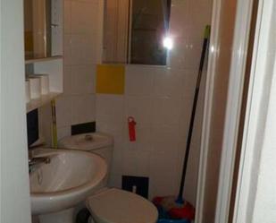 Bathroom of Attic for sale in  Sevilla Capital