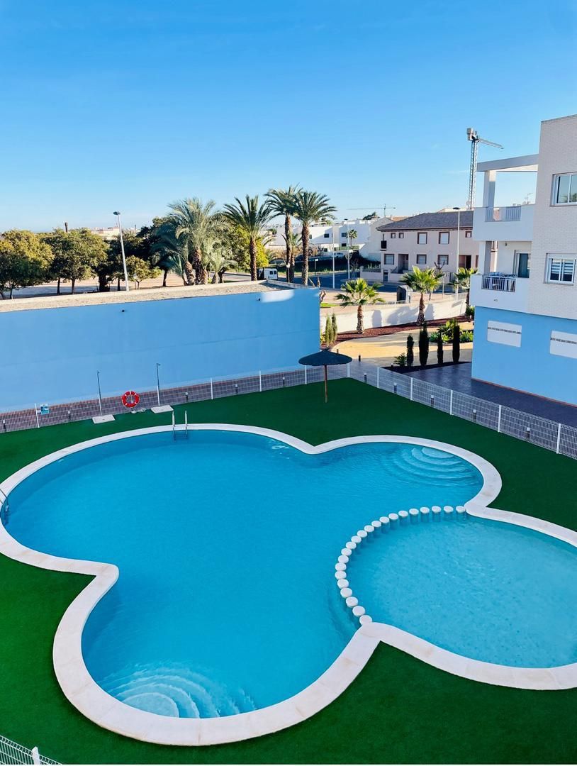 Swimming pool of Flat to rent in San Pedro del Pinatar  with Furnished, Oven and Washing machine