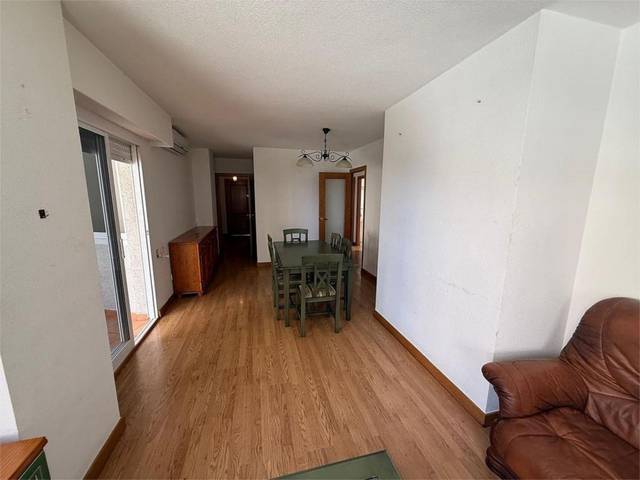 Piso en Alquiler en Calle Músico Antón Roch, 1 en Agua Amarga - Urbanova