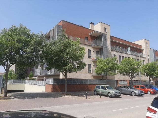 Garaje en Alquiler en Avinguda de Lluís Companys, 46 en Vilablareix