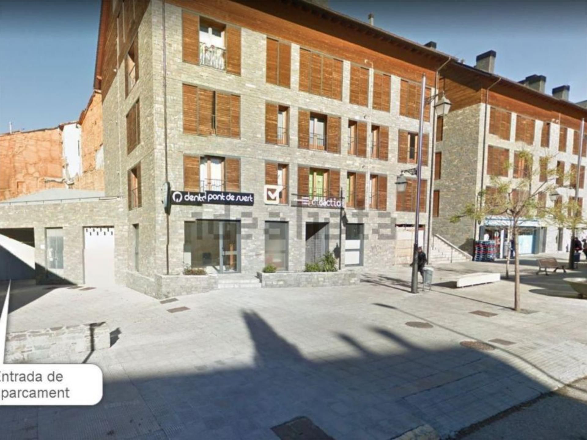 Exterior view of Garage for sale in El Pont de Suert