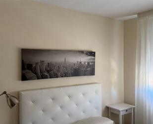 Flat to share in Glorieta Erizo de Mar, 1, Jarazmín