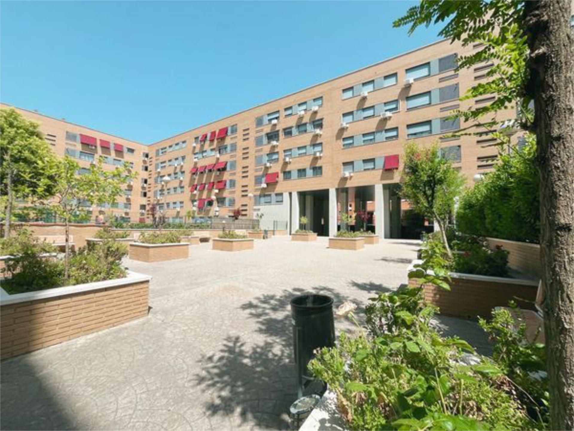 Vista exterior de Pis en venda en Torrejón de Ardoz amb Aire condicionat, Calefacció i Jardí privat