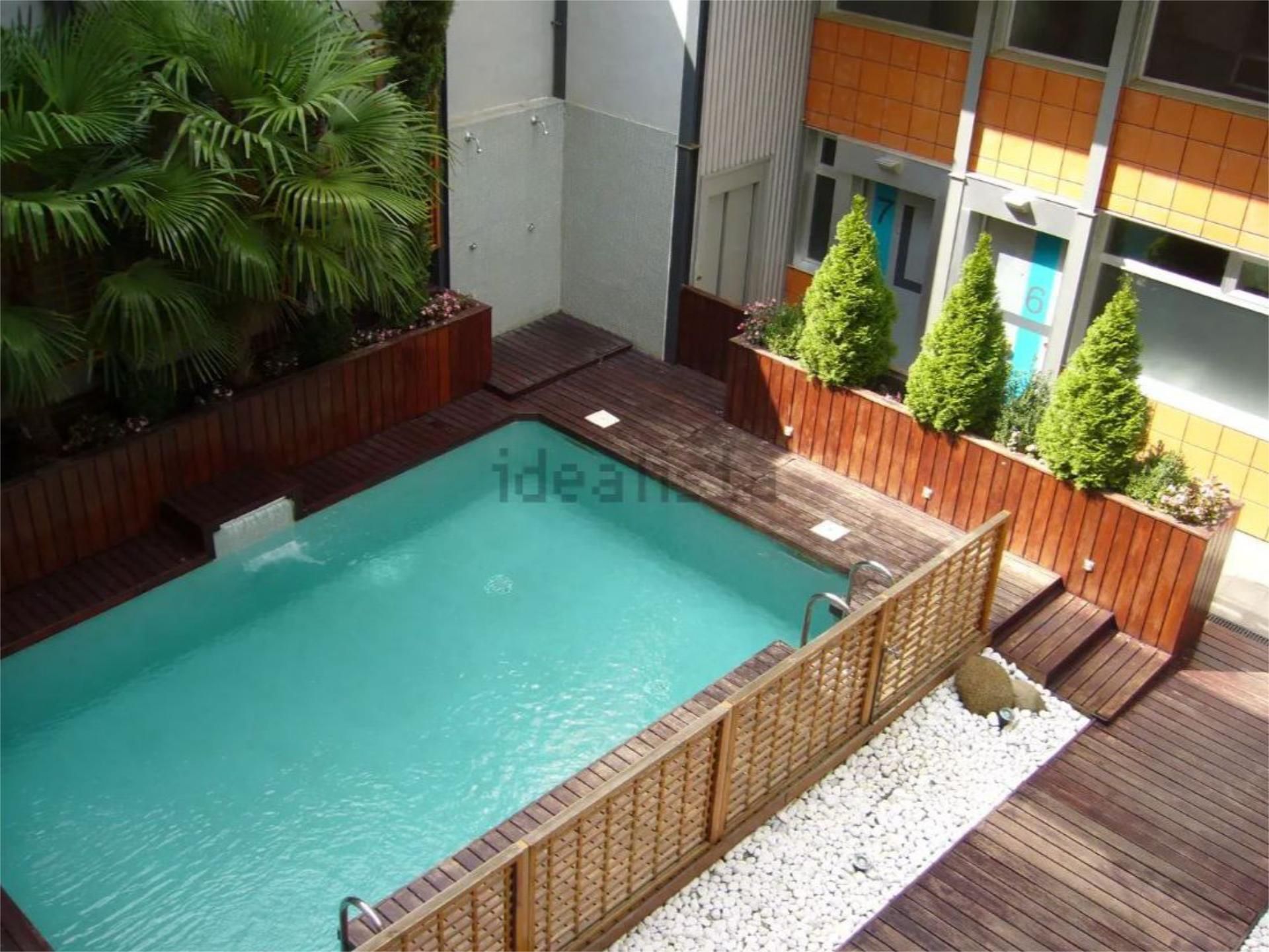 Piscina de Pis de lloguer en  Madrid Capital amb Aire condicionat, Calefacció i Jardí privat