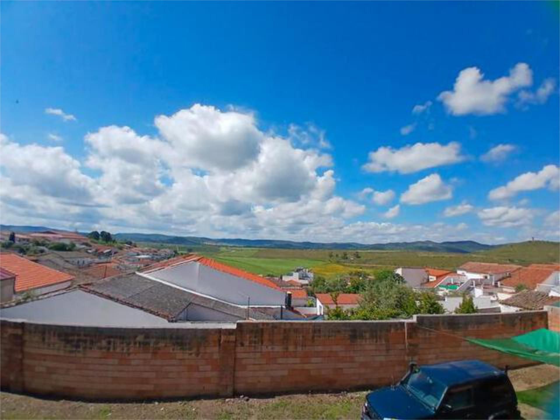 Vista exterior de Casa o xalet en venda en Belmez amb Terrassa