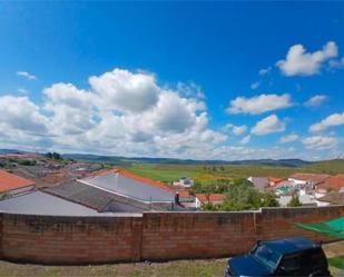 Vista exterior de Casa o xalet en venda en Belmez amb Terrassa