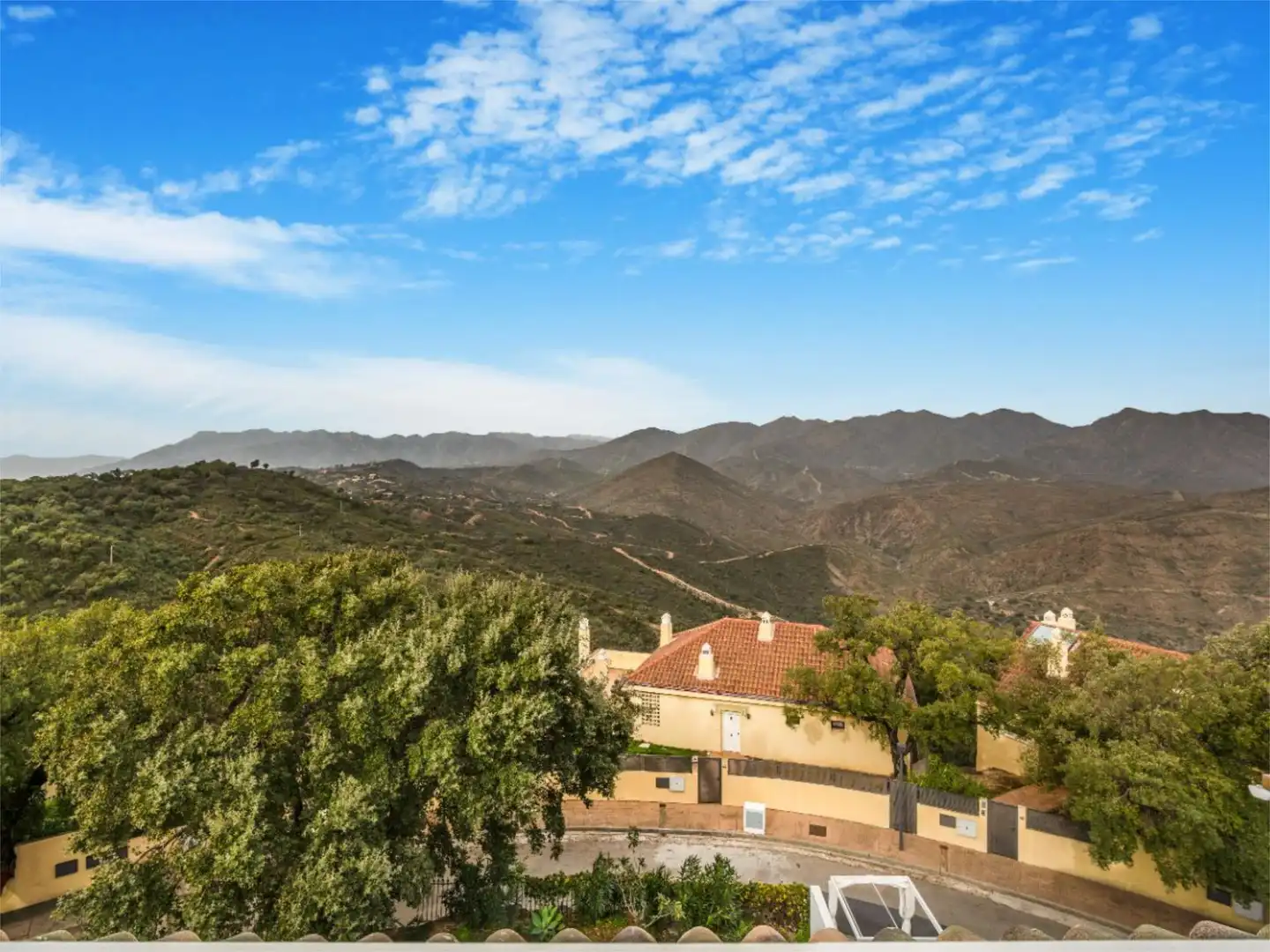 Vista exterior de Piso en venta en Ojén con Aire acondicionado, Calefacción y Jardín privado