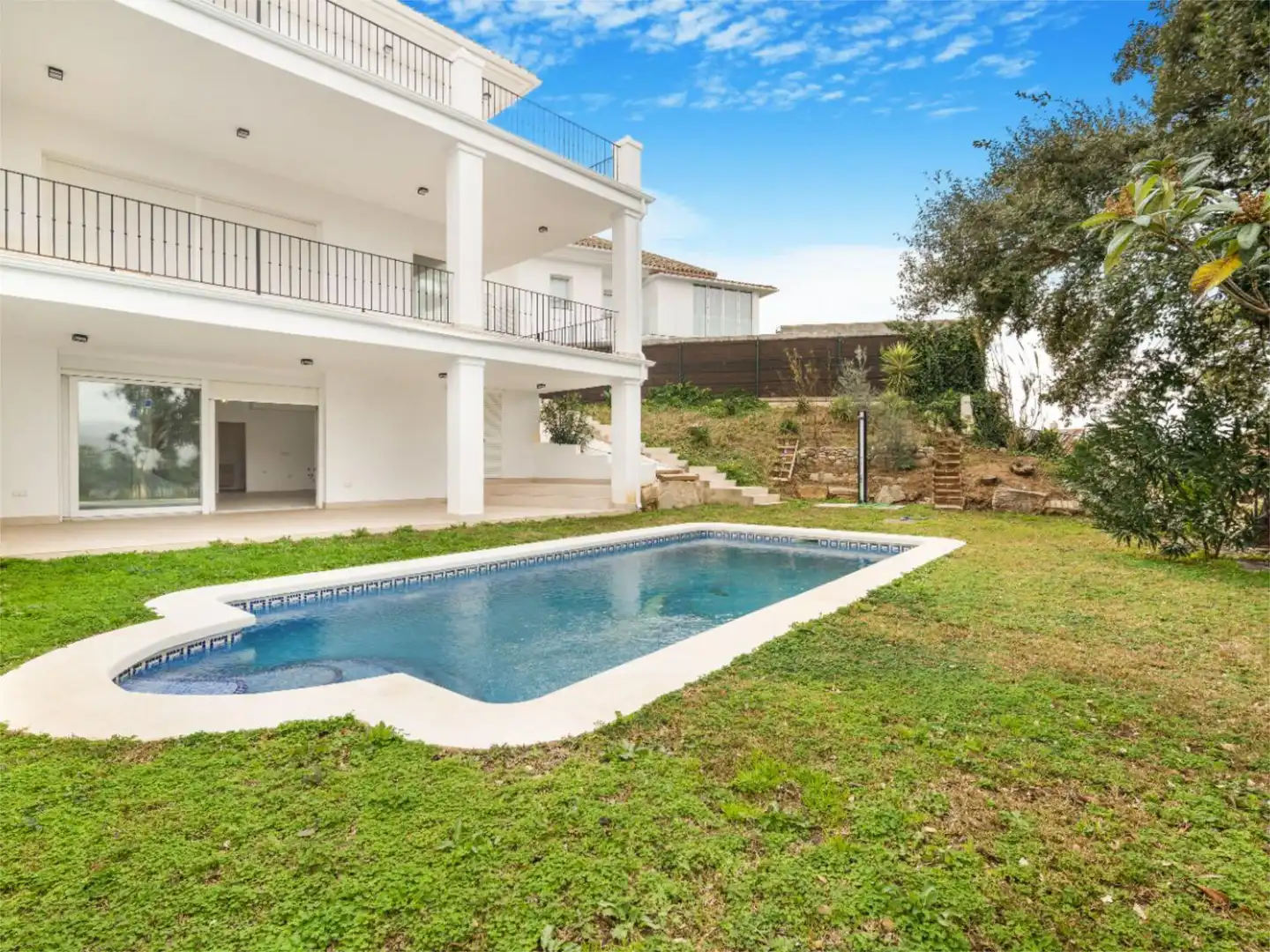 Jardín de Piso en venta en Ojén con Aire acondicionado, Calefacción y Jardín privado