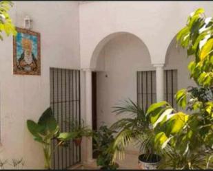 Jardí de Pis de lloguer en  Sevilla Capital amb Moblat