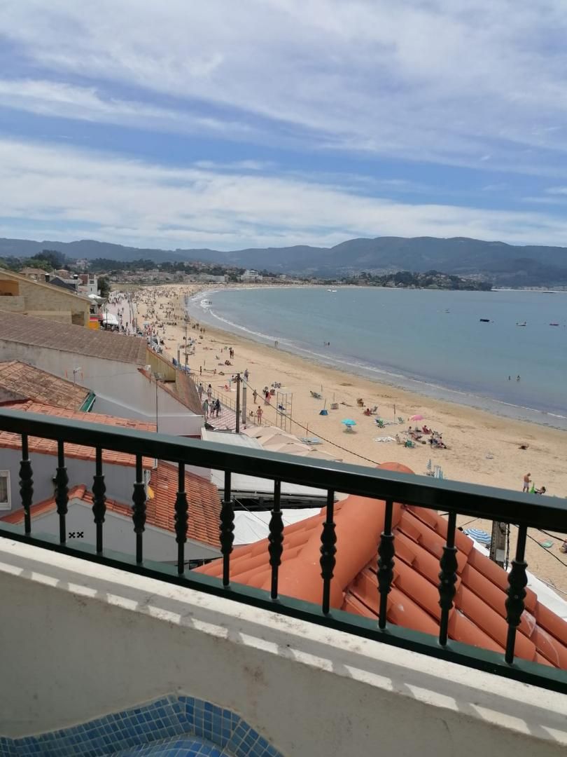 Dormitori de Àtic de lloguer en Nigrán amb Terrassa