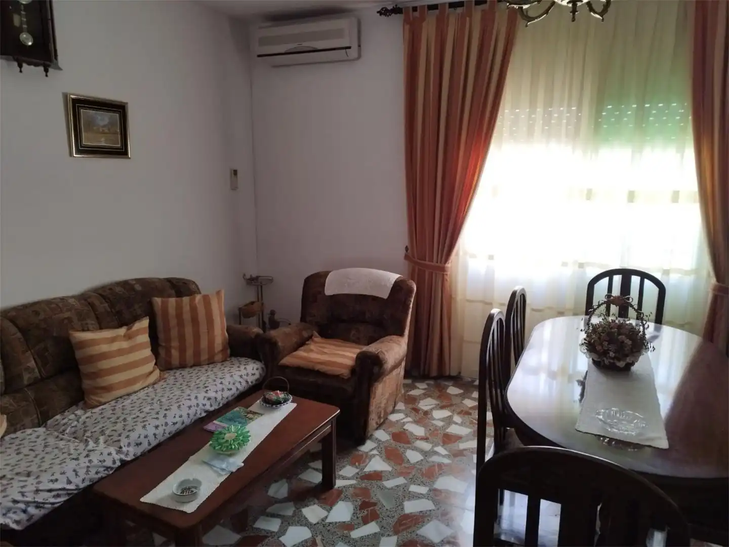 Wohnzimmer von Country house zum Verkauf in Casas de Benítez mit Klimaanlage und Möbliert