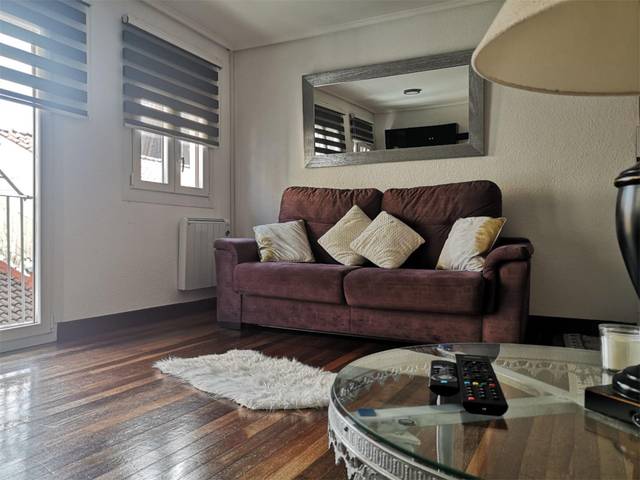 Piso en Alquiler en Calle Ardigales, 22 en Centro