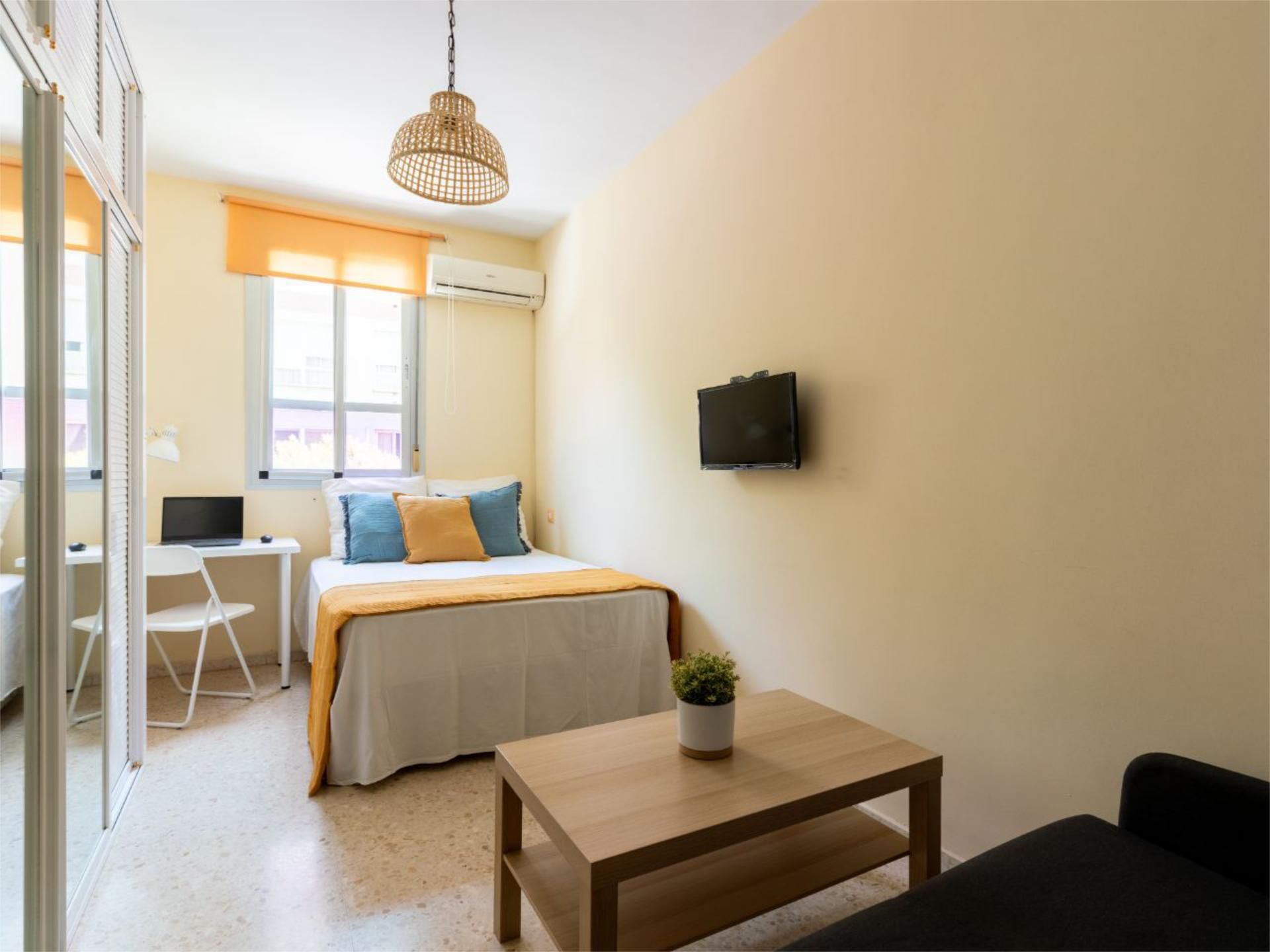 Flat to share in Calle Santaella, 2, Palmete