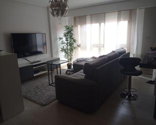 Living room of Flat to share in Ourense Capital   with Heating, Private garden and Parquet flooring