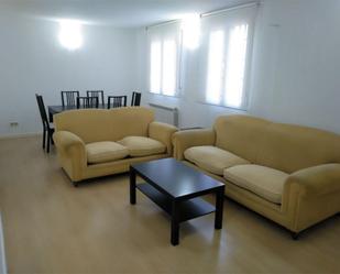 Sala d'estar de Pis en venda en Pozuelo de Alarcón amb Terrassa