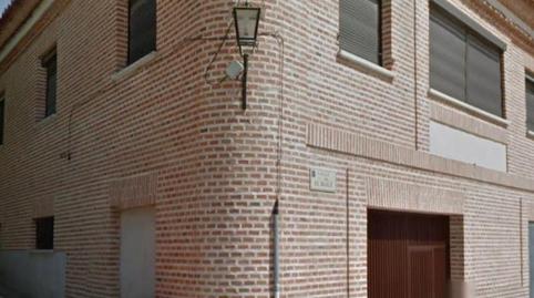 Foto 2 de Casa adosada en venda a Calle el Baile, 1, Madrigal de las Altas Torres, Ávila